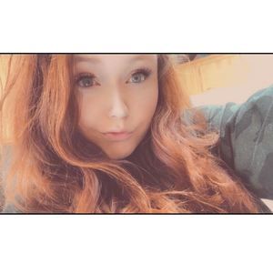 Meet your Posher, Courtney